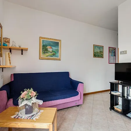 Daire Apartment In Gravedona Near Ski Resorts, Cleaning Included Gravedona
