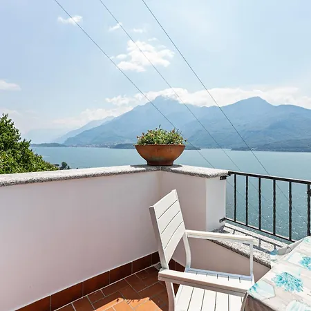 Apartment In Gravedona Near Ski Resorts, Cleaning Included